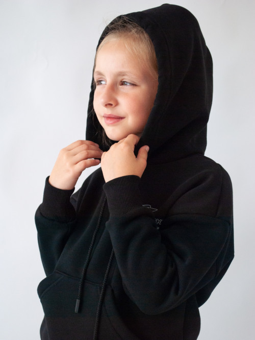 Джемпер для девочки черный принт кит от АИР